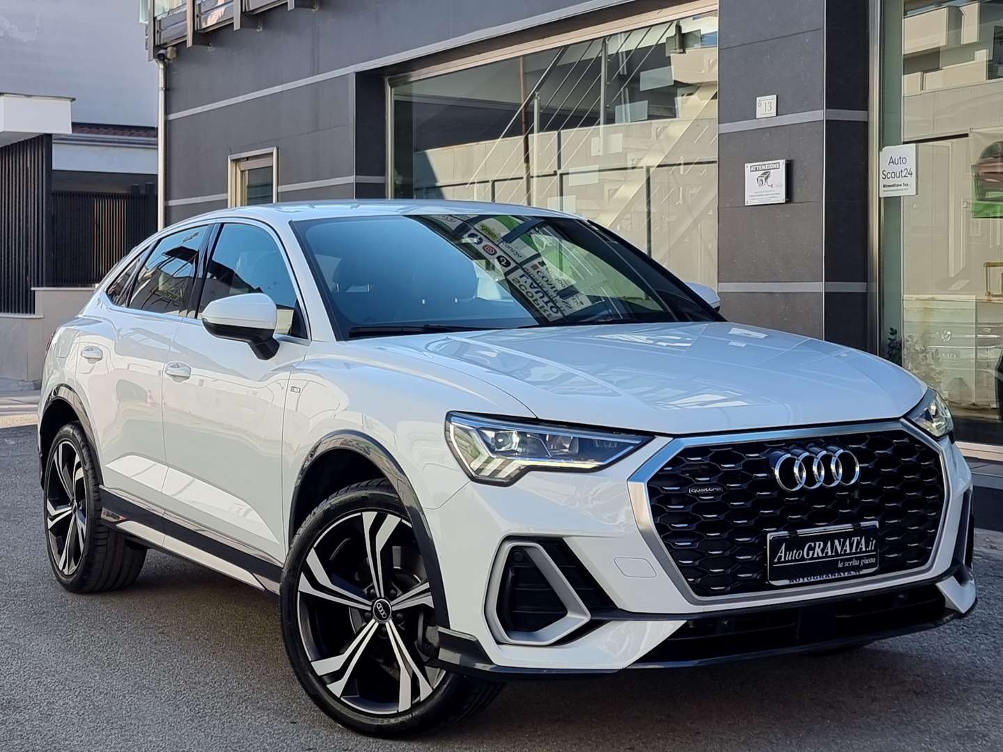 Audi Q3 S Line Edition 40 TDI - 2023 - Joinsteer - #2