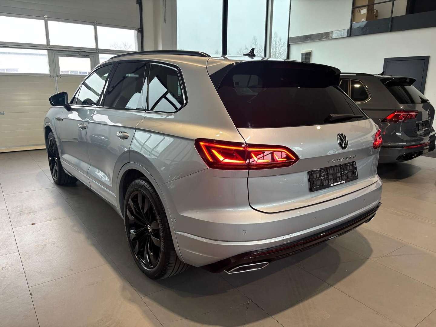 Volkswagen Touareg 4Motion R-Line - 2022 - Joinsteer - #6