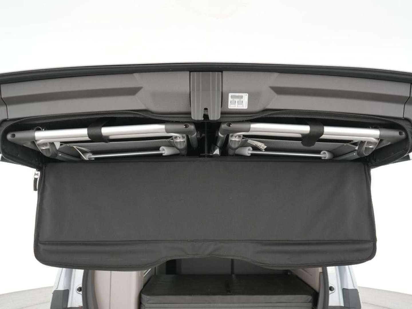 Volkswagen Multivan California Coast EHybrid 4Motion - 2025 - Joinsteer - #8