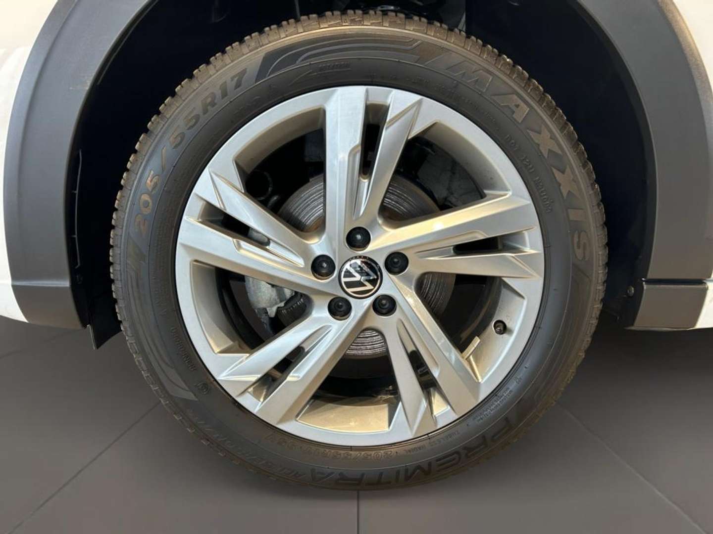 Volkswagen Taigo R-Line - 2025 - Joinsteer - #7