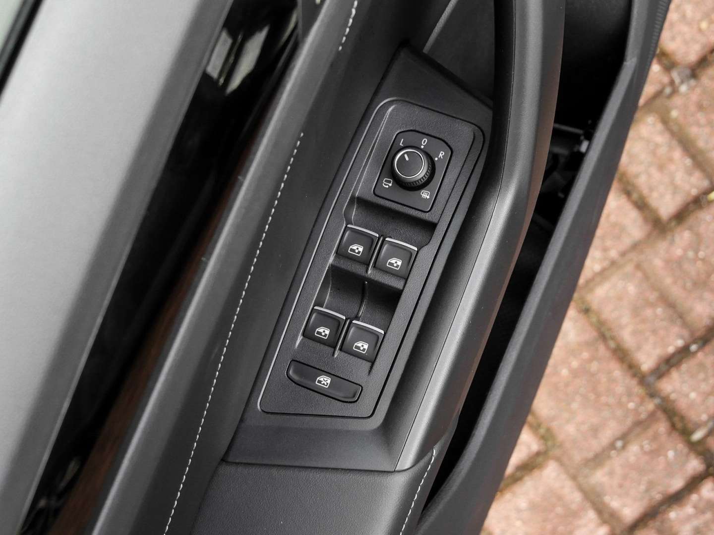 Volkswagen T-Roc TDI R-Line - 2025 - Joinsteer - #12