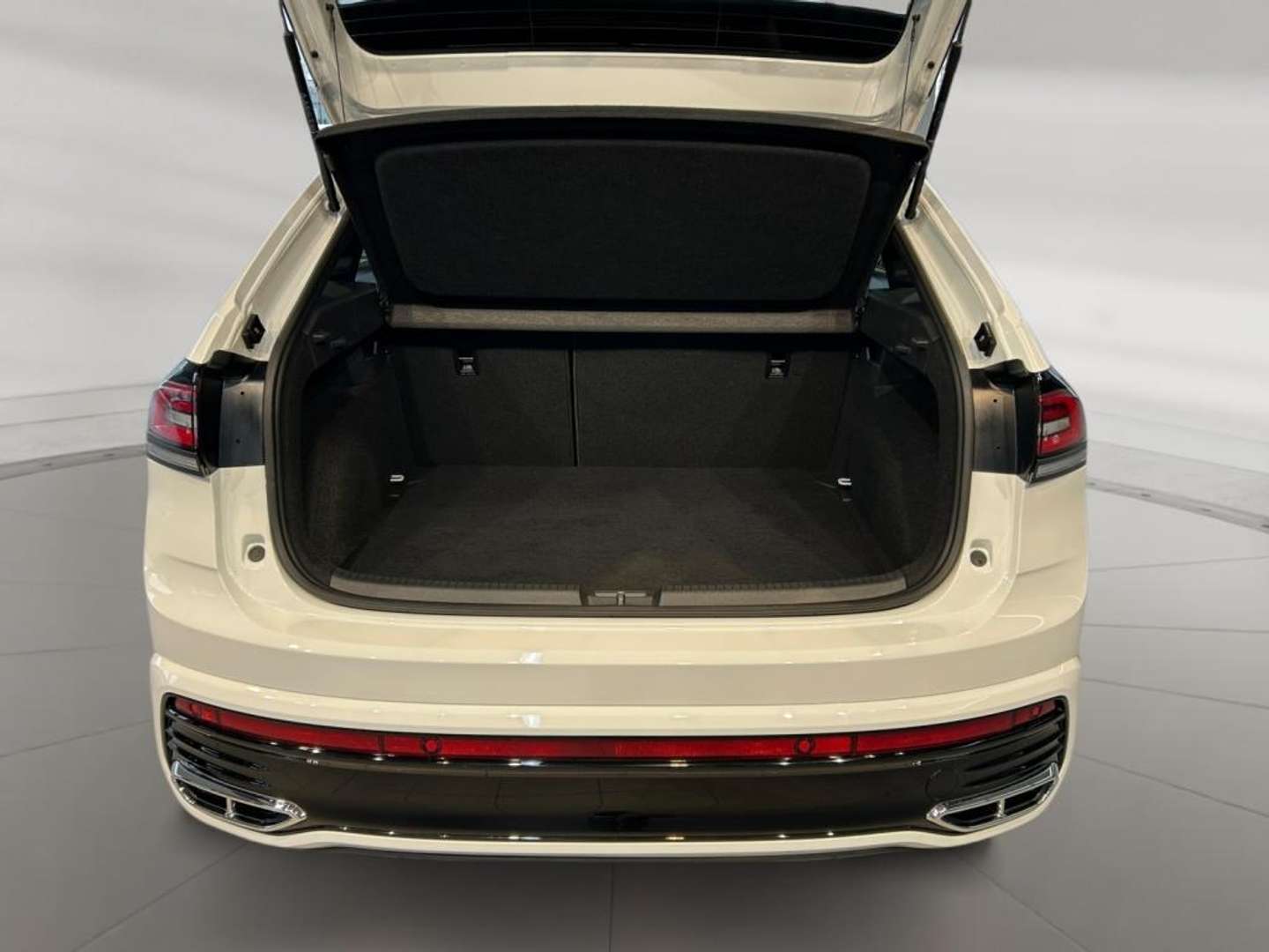 Volkswagen Taigo R-Line - 2025 - Joinsteer - #11