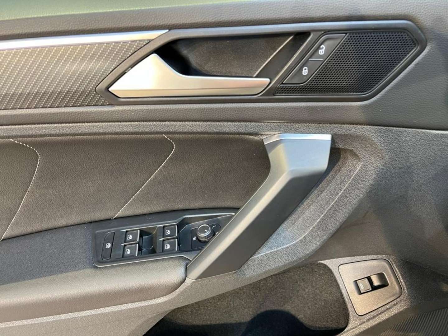 Volkswagen TIGUAN TDI R-Line - 2023 - Joinsteer - #7