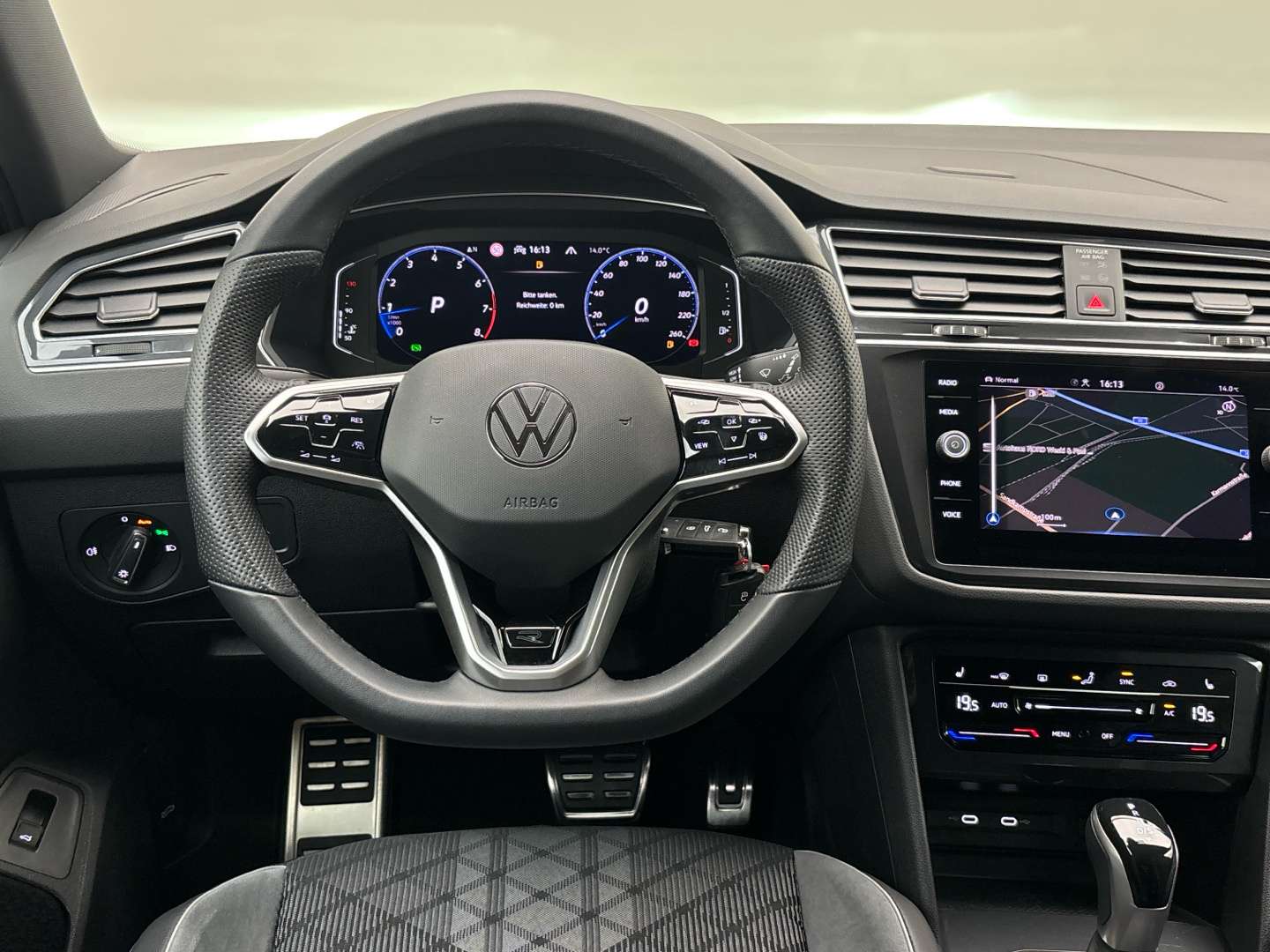 Volkswagen TIGUAN R-Line - 2024 - Joinsteer - #8