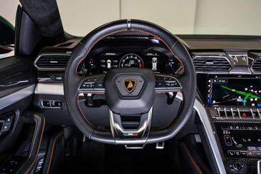 Lamborghini Urus — photo 7