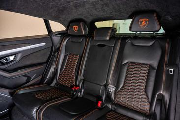 Lamborghini Urus — photo 29