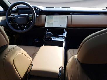 Land Rover Range Rover Sport SV — photo 4