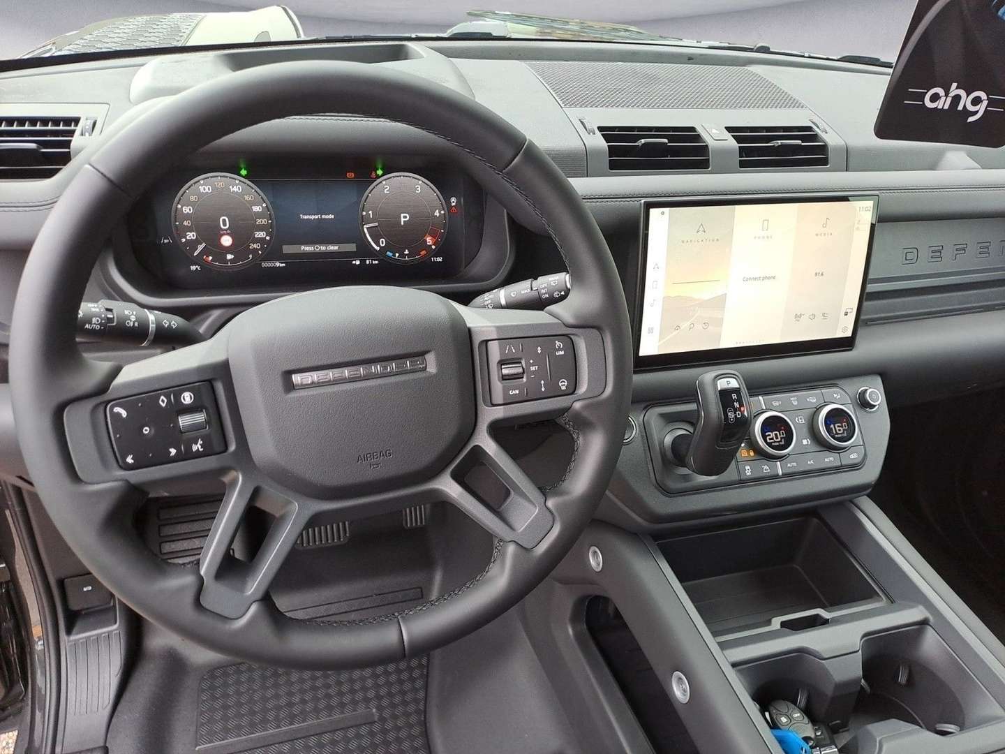 Land Rover Defender 110 D300 X-Dynamic HSE AHK, Winterpaket - 2026 - Joinsteer - #8