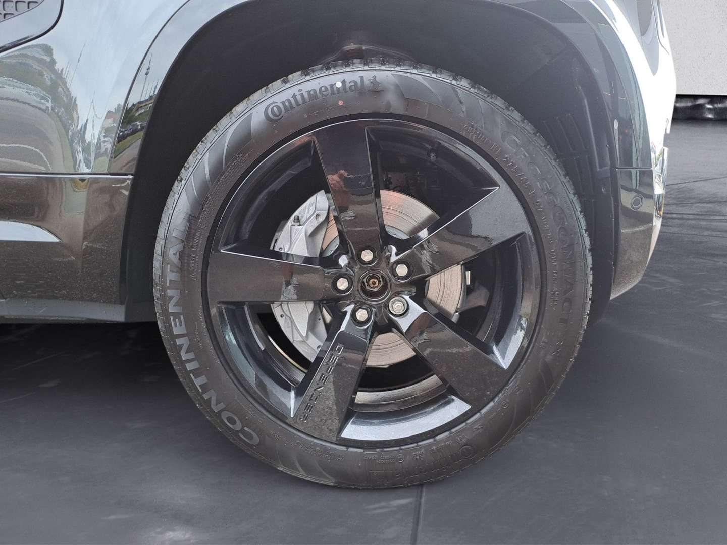 Land Rover Defender 110 D300 X-Dynamic HSE AHK, Winterpaket - 2026 - Joinsteer - #10