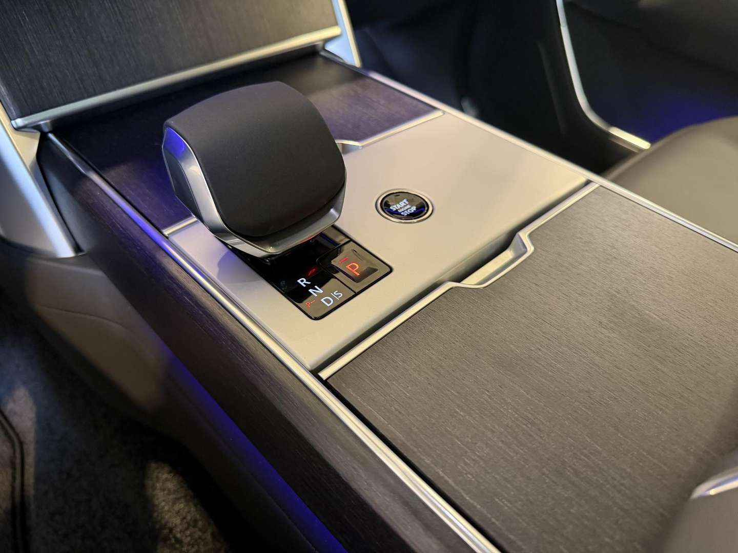 Land Rover Range Rover 3.0 P460e HSE PHEV - 2026 - Joinsteer - #13