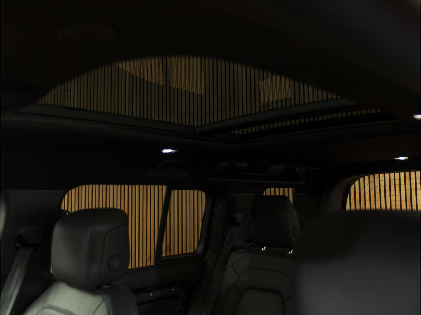 Land Rover Defender 110 X-Dynamic HSE MY26 2.0 P300e - 2026 - Joinsteer - #16