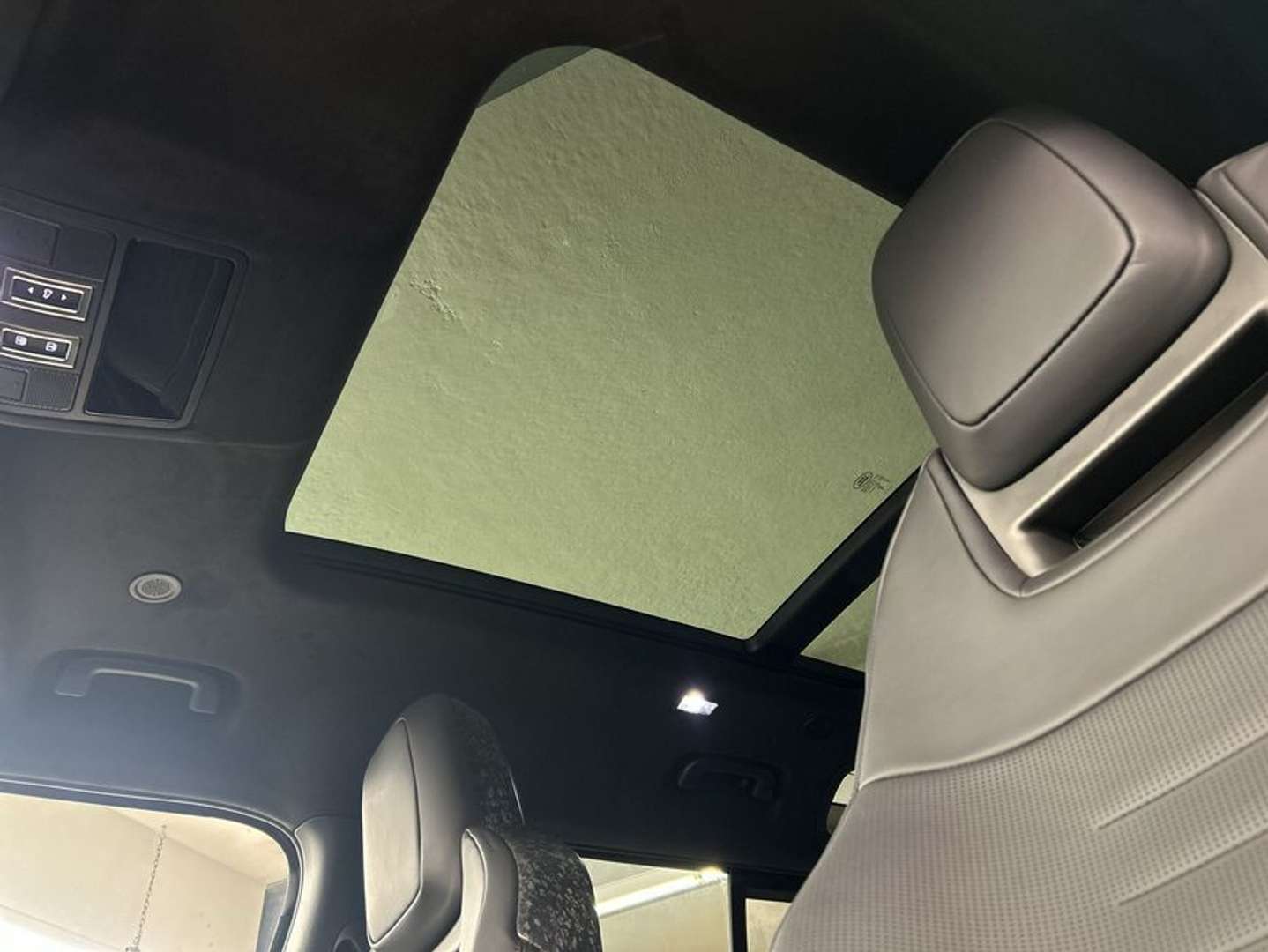 Land Rover Defender 110 OCTA Edition One P635 AWD - 2026 - Joinsteer - #19