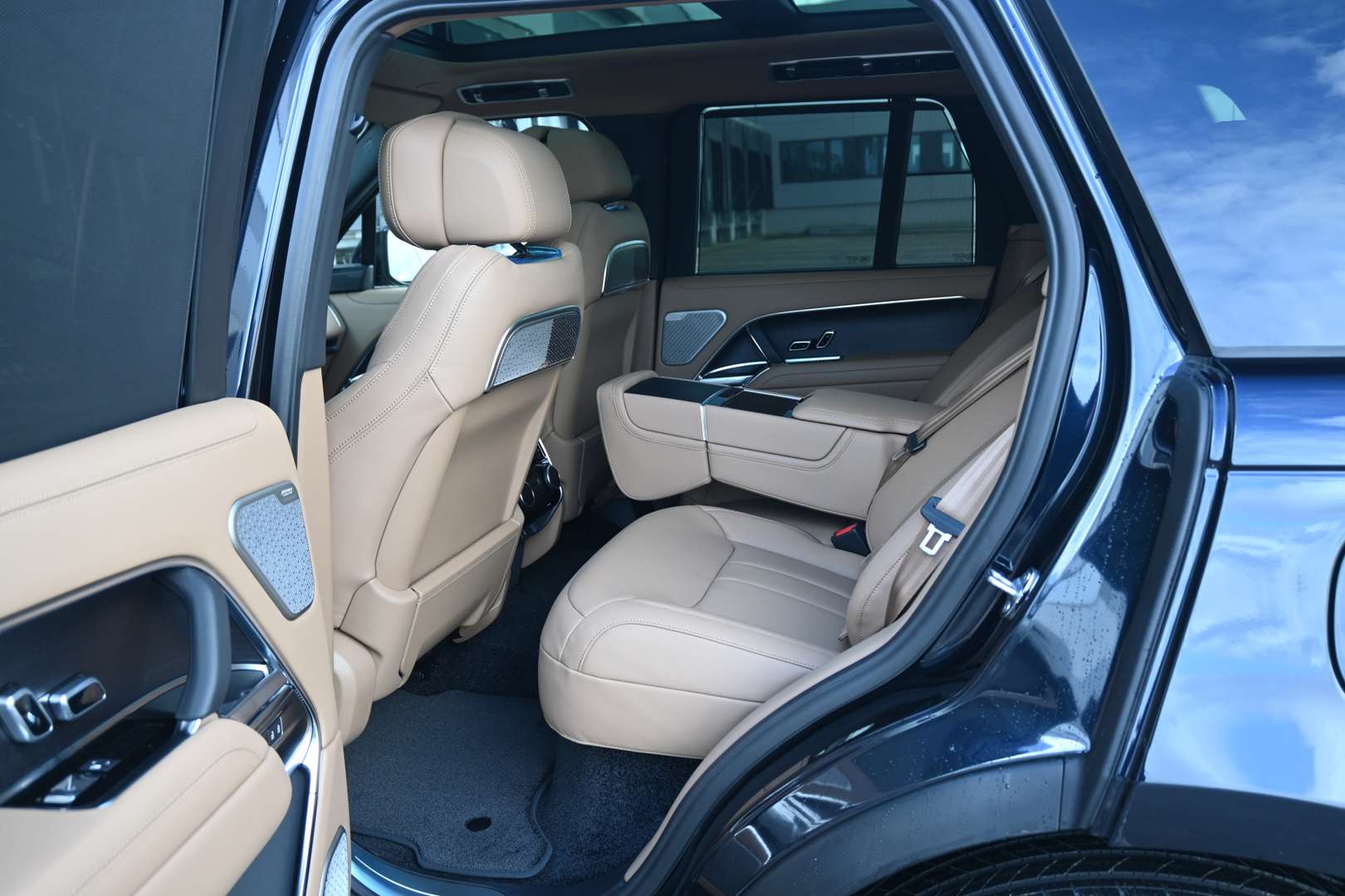 Land Rover Range Rover 3.0 P550e Autobiography PHEV - 2026 - Joinsteer - #6