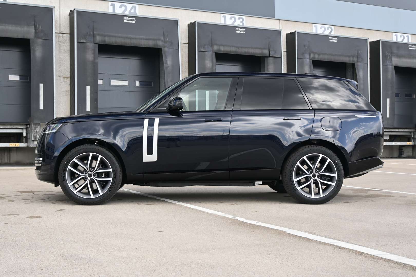 Land Rover Range Rover 3.0 P550e Autobiography PHEV - 2026 - Joinsteer - #8