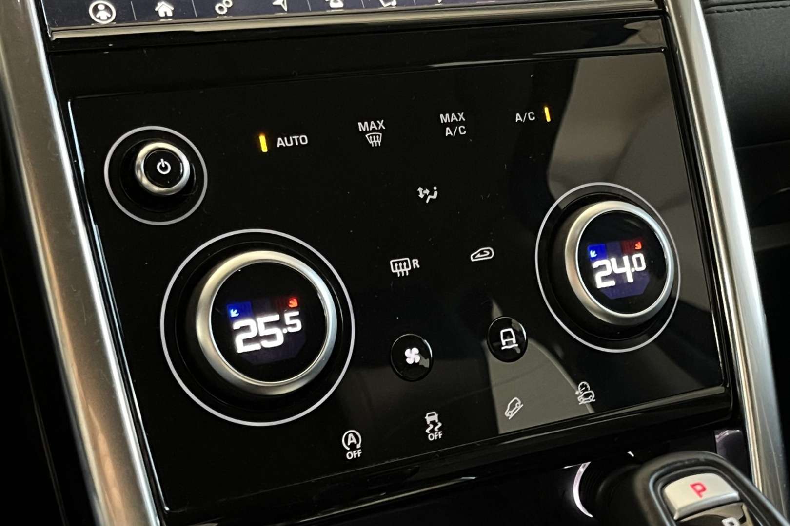 Land Rover Discovery Sport S Black Ed. 2.0 TD4 AWD Auto - 2020 - Joinsteer - #28