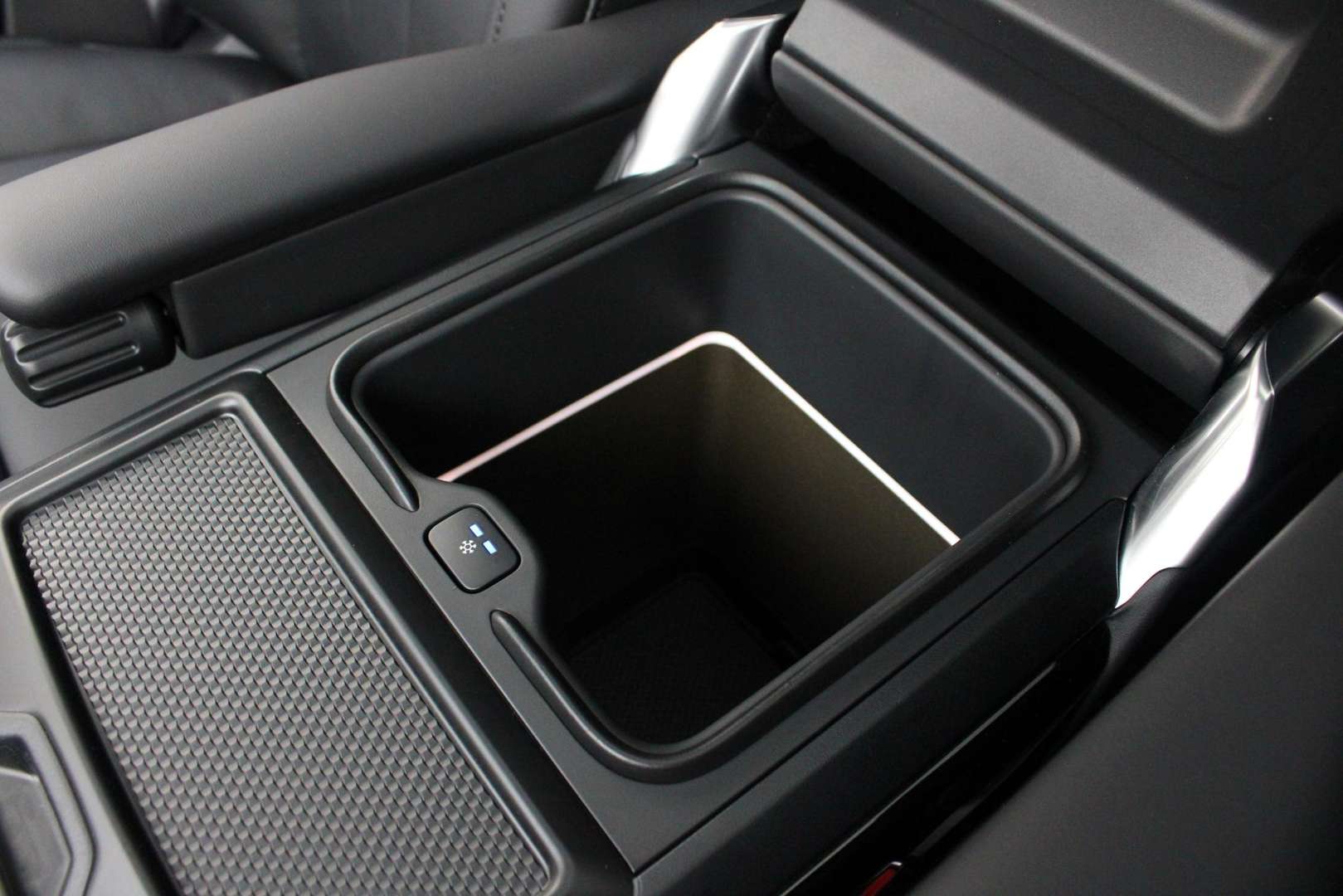 Land Rover Range Rover P550e Autobiography - 2026 - Joinsteer - #14