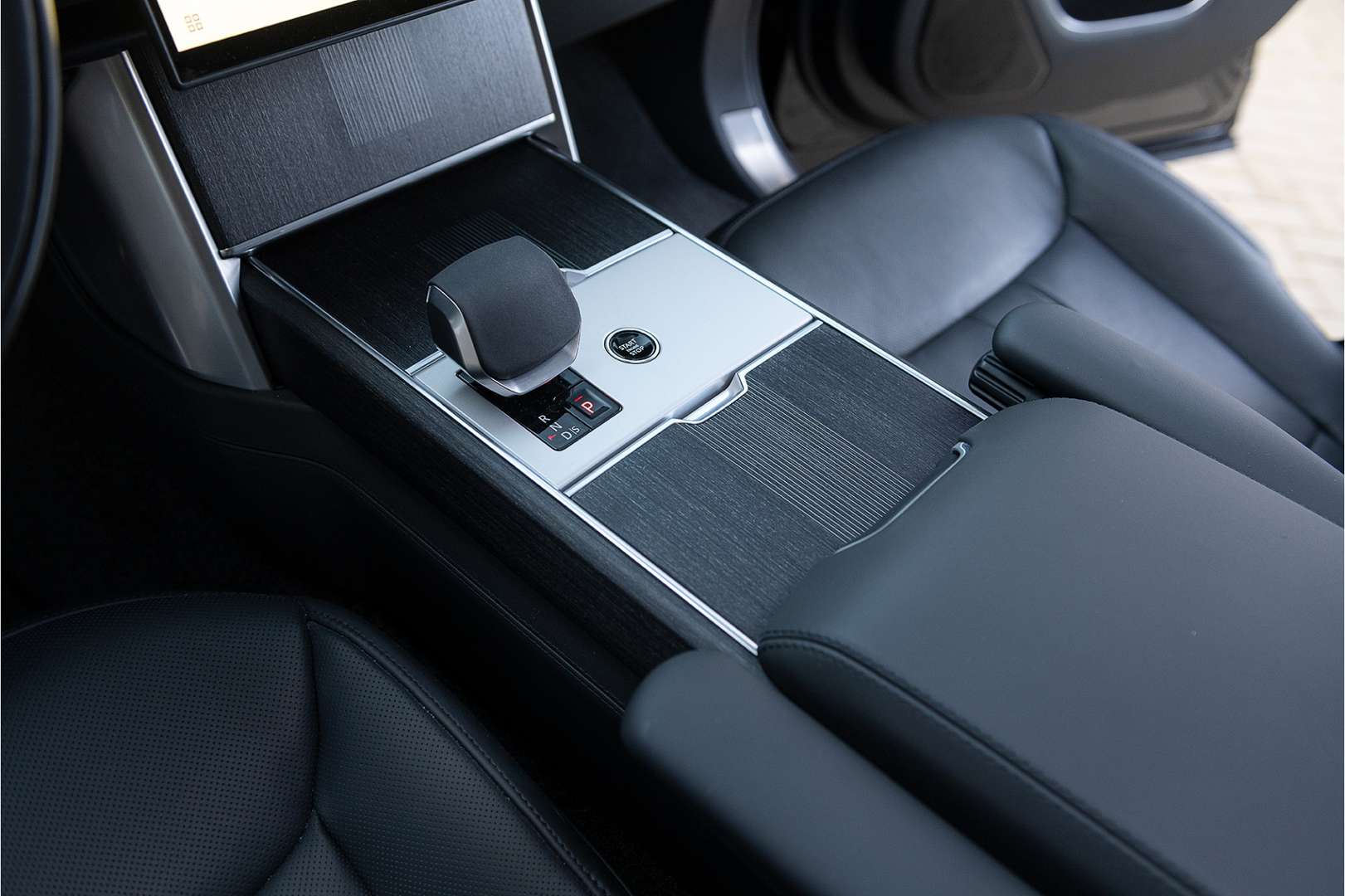 Land Rover Range Rover P550e Autobiography - 2025 - Joinsteer - #22