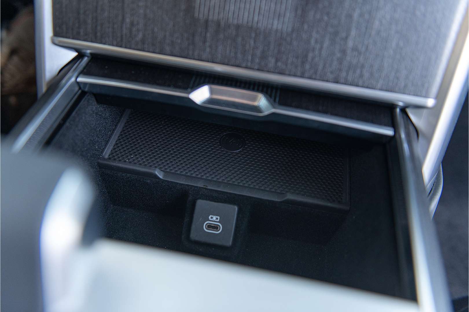 Land Rover Range Rover P550e Autobiography - 2025 - Joinsteer - #23