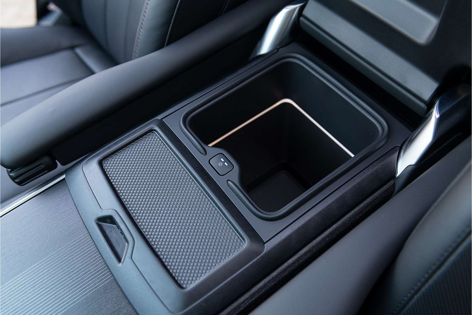 Land Rover Range Rover P550e Autobiography - 2025 - Joinsteer - #25