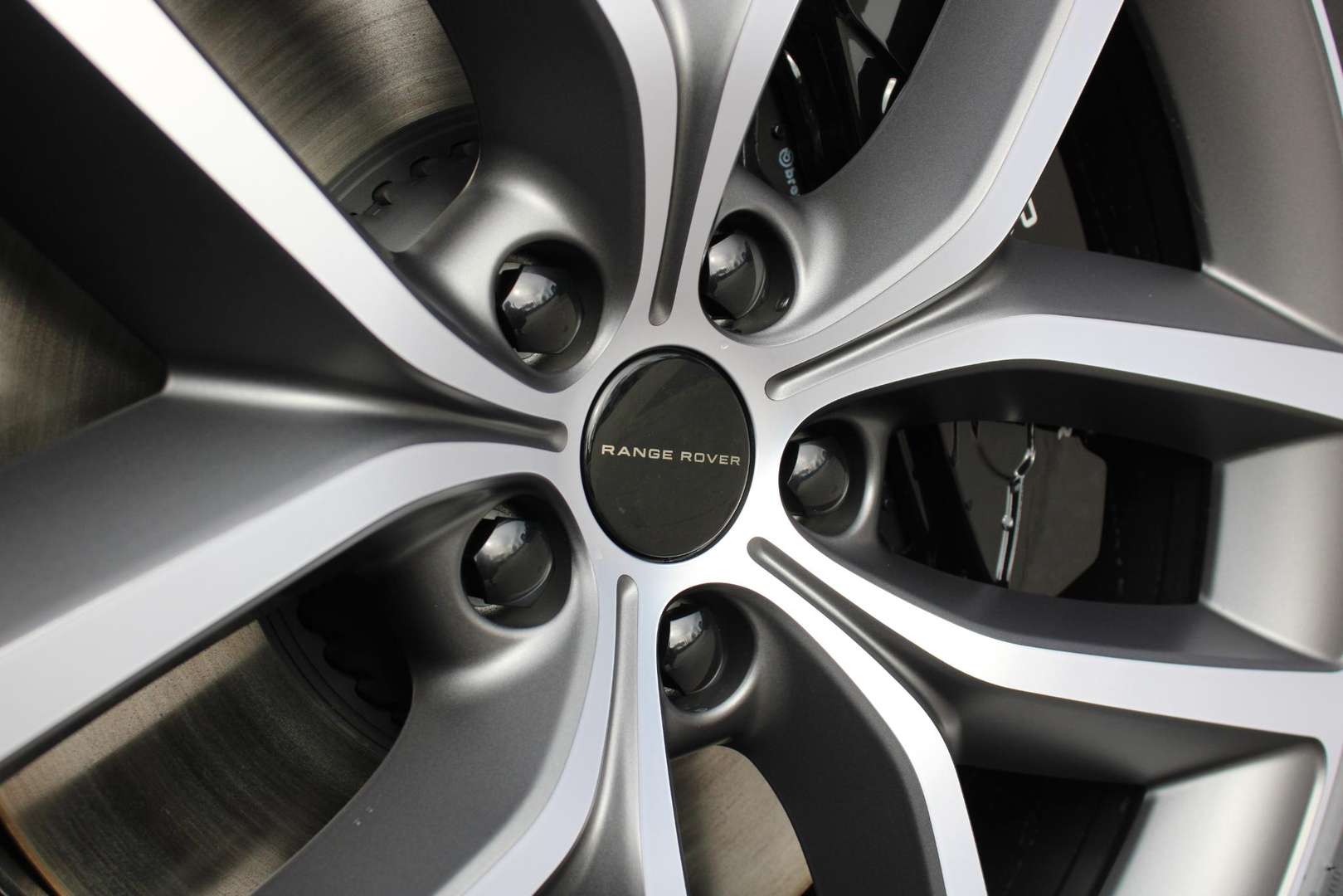 Land Rover Range Rover P550e Autobiography - 2026 - Joinsteer - #32