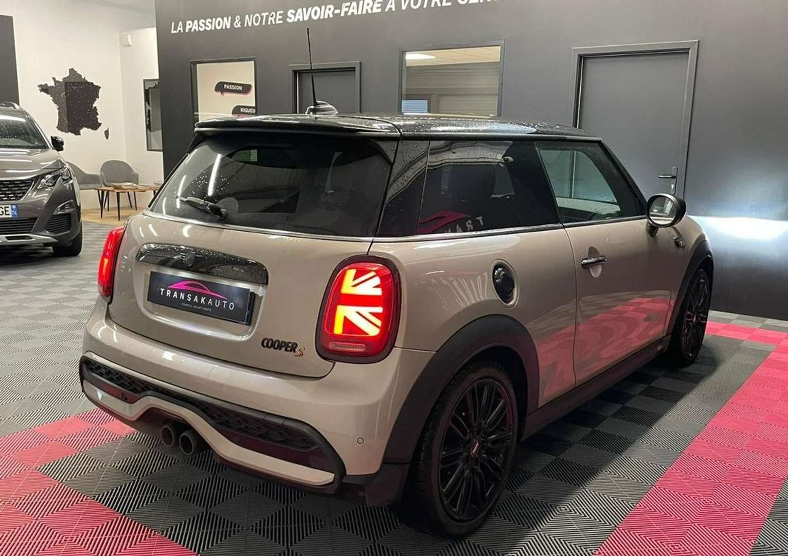 Mini Hatch Classic Cooper S - 2022 - Joinsteer - #10