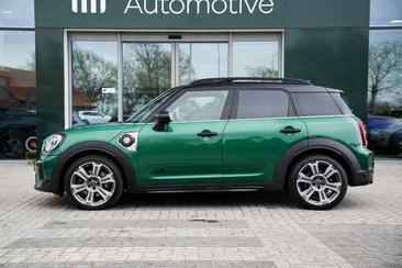 Mini Countryman COOPER SE — photo 5