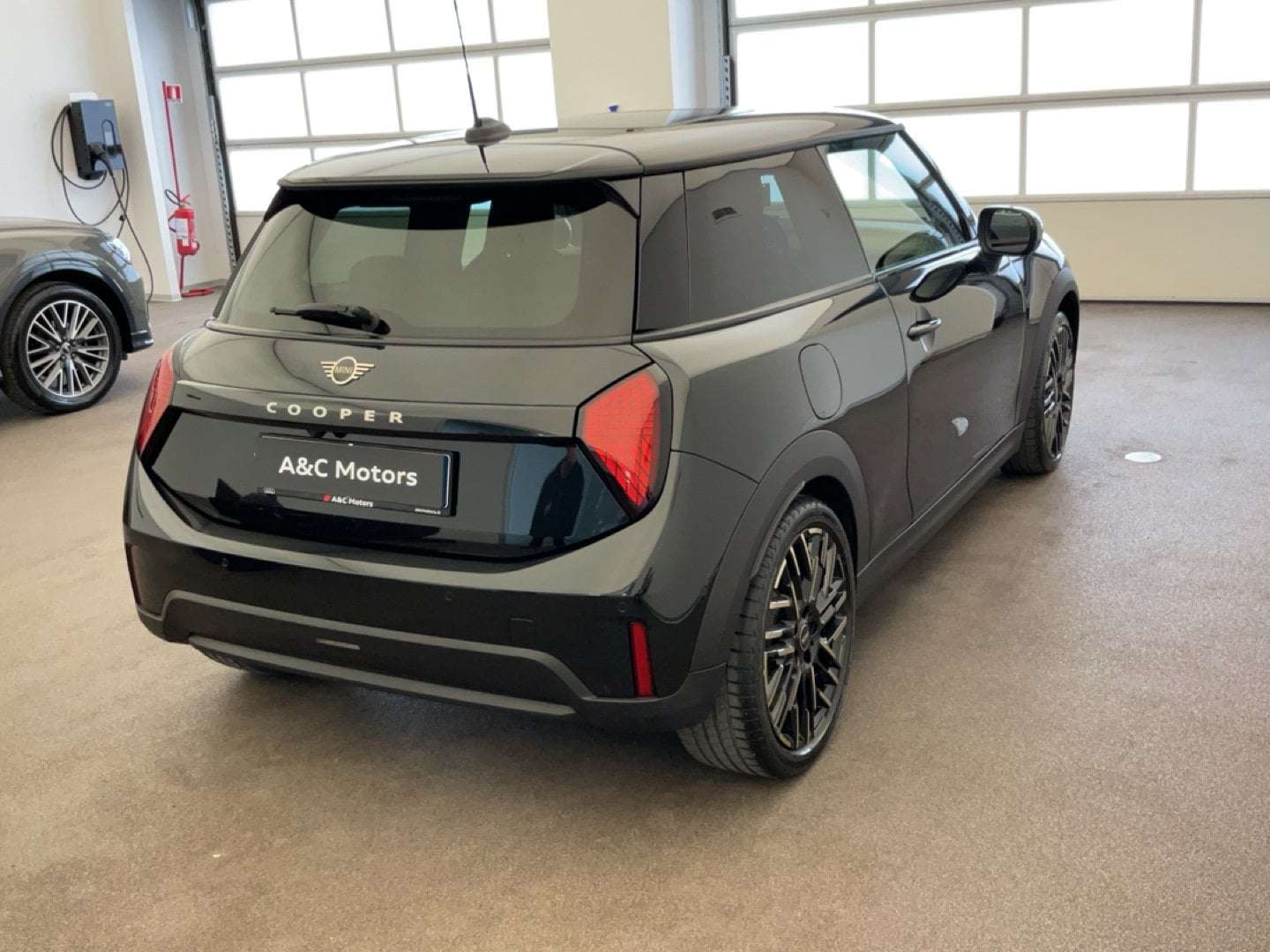 Mini 3 Portes Favoured Cooper - 2024 - Joinsteer - #4