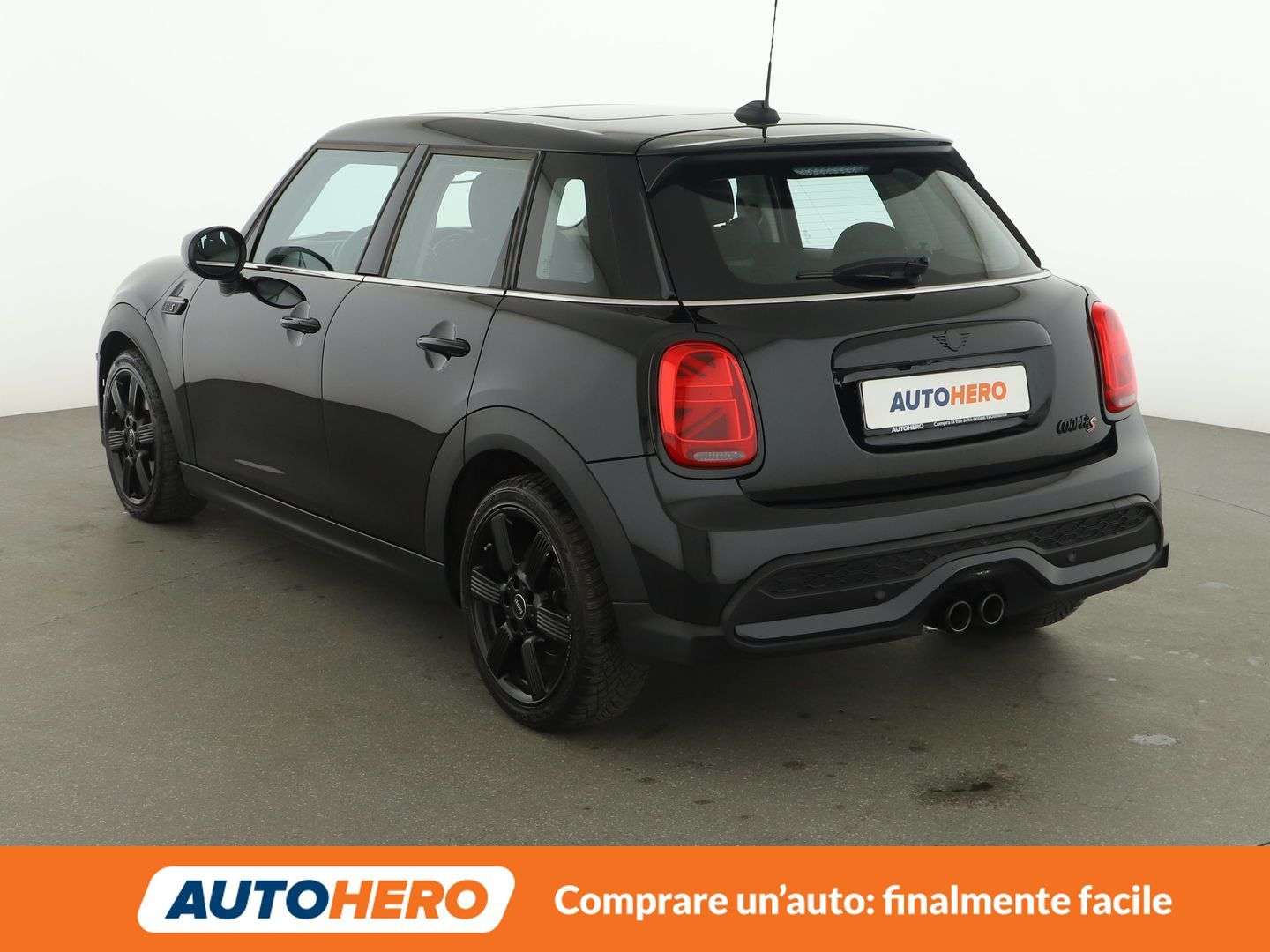 Mini Hatch Essential Cooper S - 2023 - Joinsteer - #2