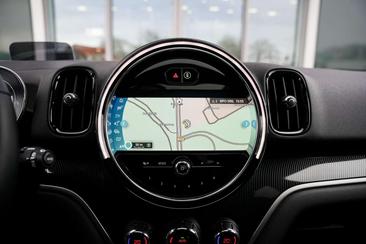 Mini Countryman COOPER SE — photo 13