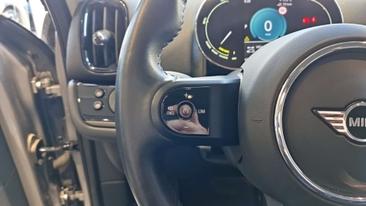 Mini Clubman Cooper SE — photo 11
