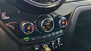 Mini Clubman Cooper SE — photo 23