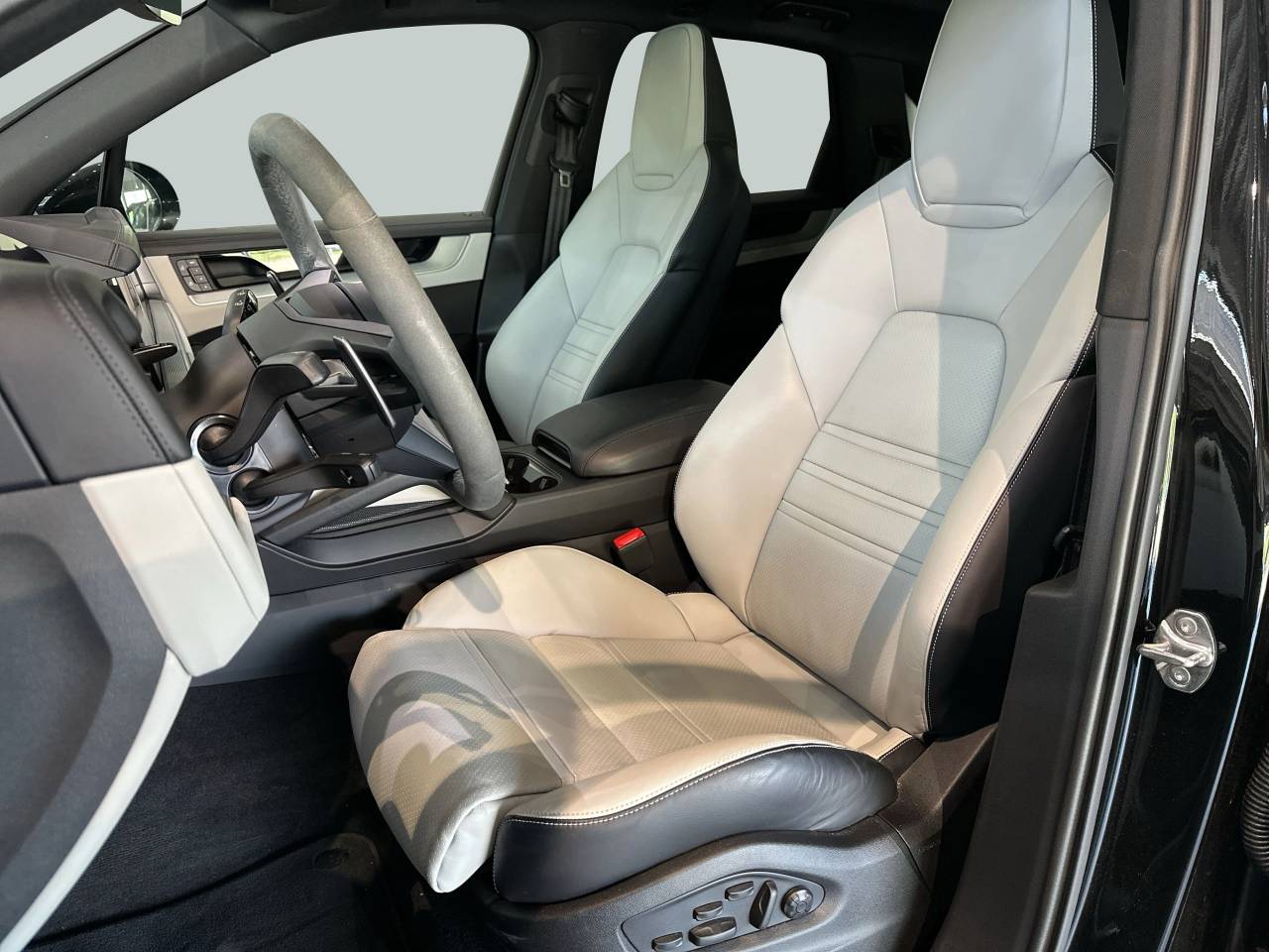 Porsche Cayenne III ph2 E-Hybrid - 2024 - Joinsteer - #13