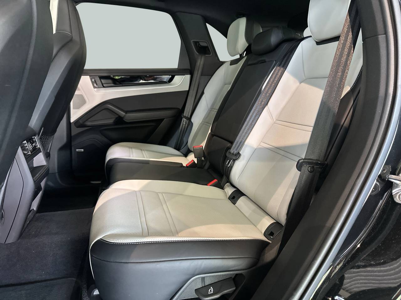 Porsche Cayenne III ph2 E-Hybrid - 2024 - Joinsteer - #16