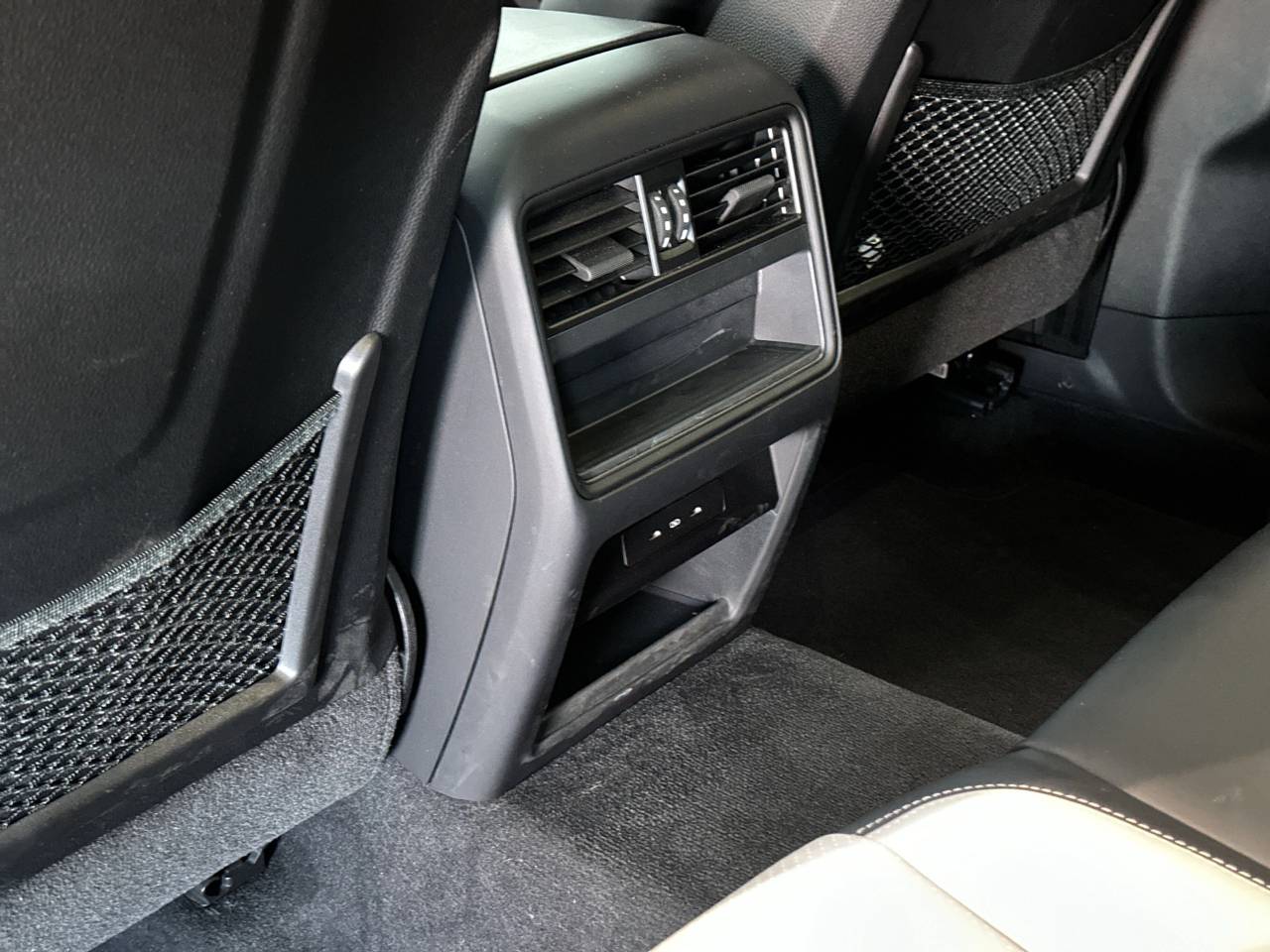 Porsche Cayenne III ph2 E-Hybrid - 2024 - Joinsteer - #17