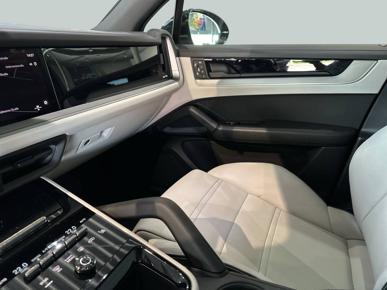 Porsche Cayenne III ph2 E-Hybrid - 2024 - Joinsteer - #29