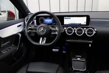 Mercedes Classe A 250e AMG 250 AMG Line — photo 20
