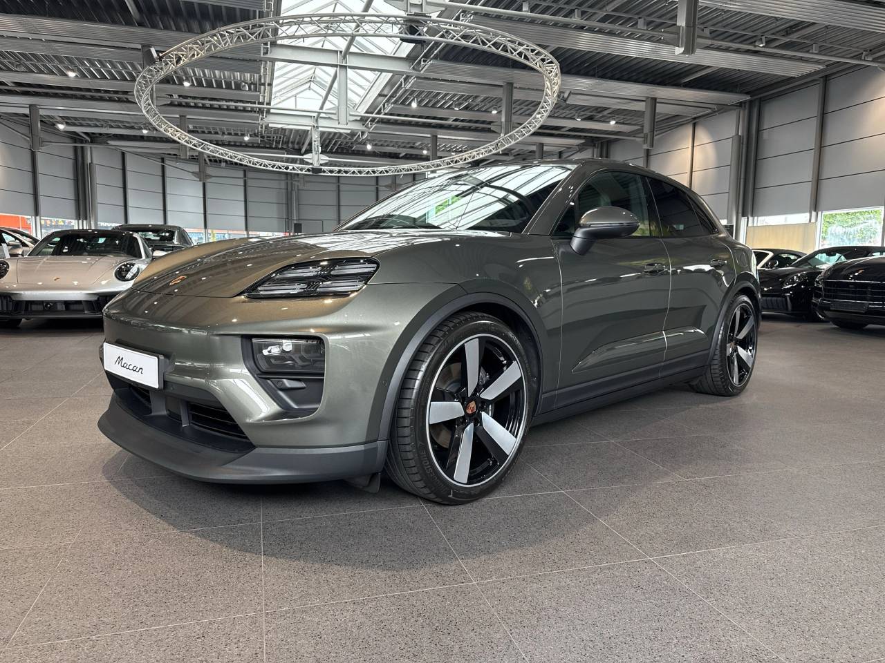 Porsche Macan Electrique - 2025 - Joinsteer - #1