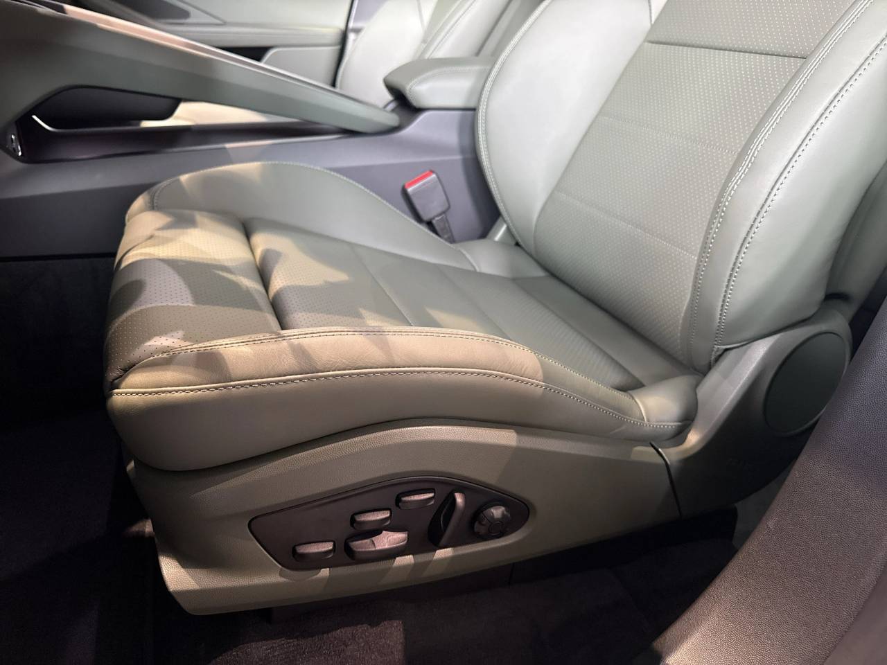 Porsche Macan Electrique - 2025 - Joinsteer - #29