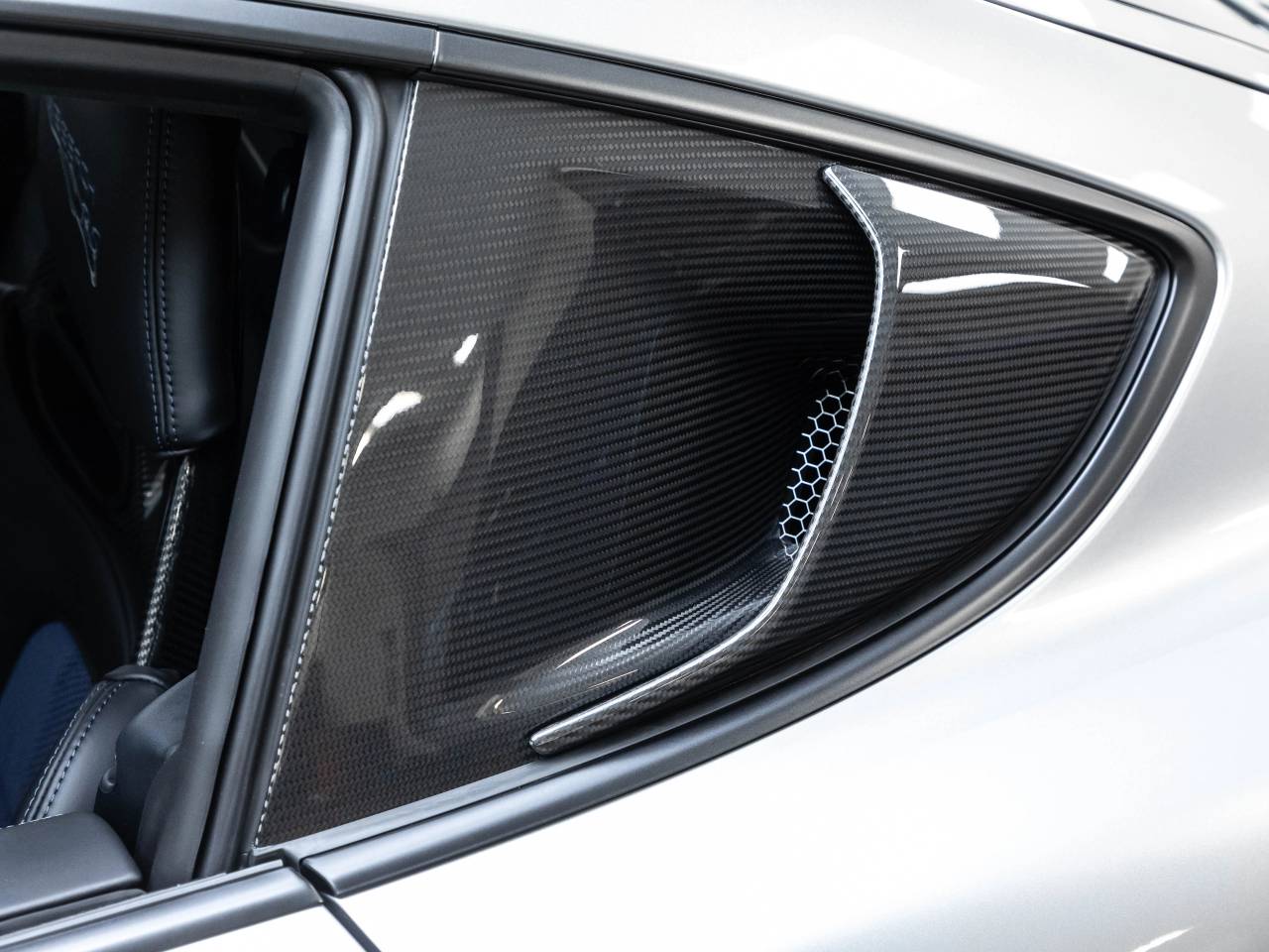 Porsche 718 type 982 Cayman GT4 RS - 2025 - Joinsteer - #32