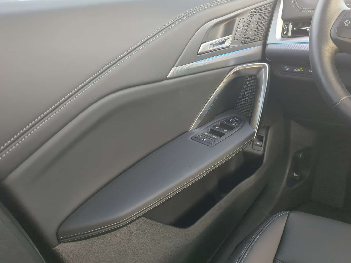 BMW IX1 XDrive XLine - 2023 - Joinsteer - #9