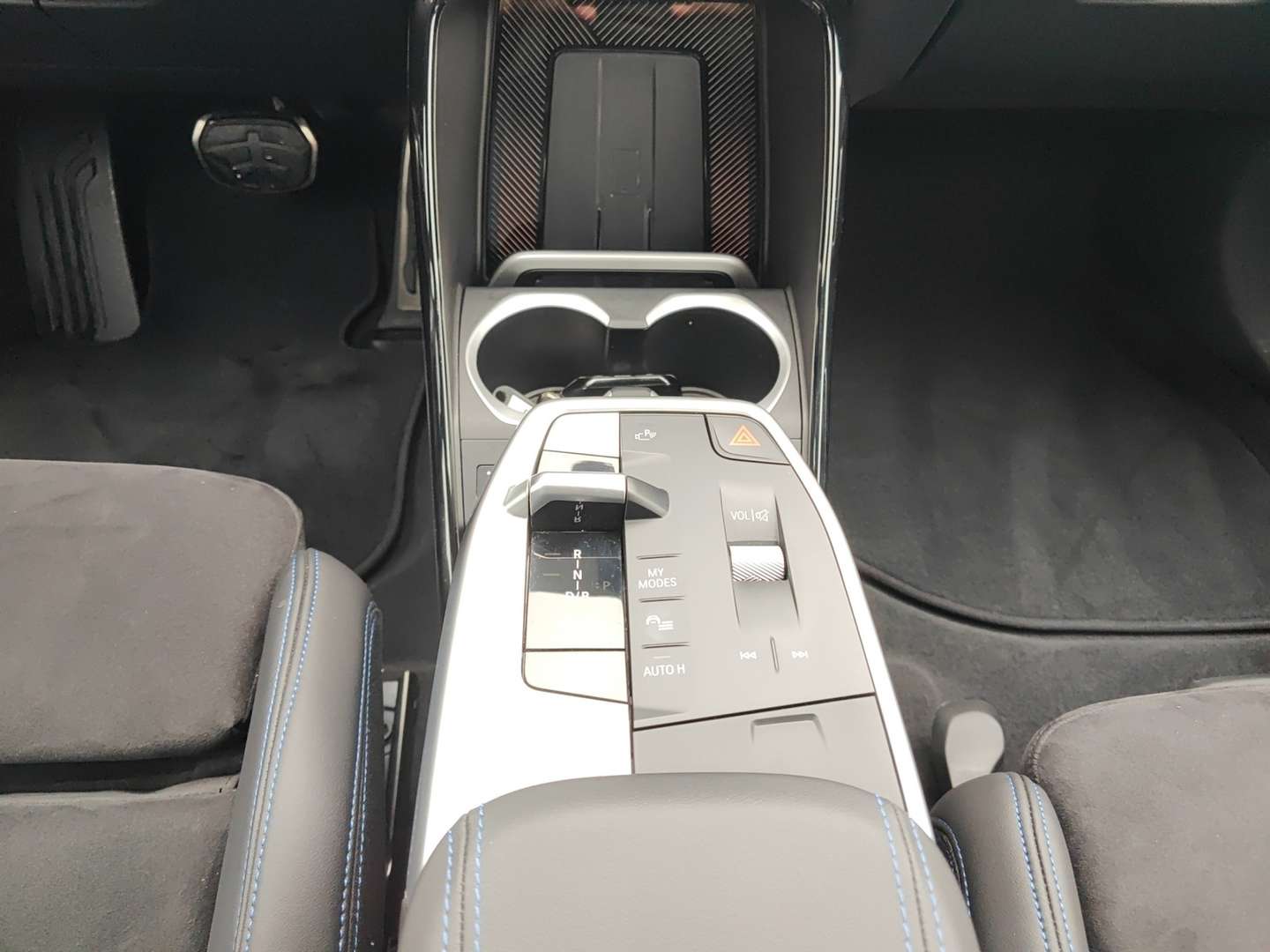 BMW IX1 XDrive M Sport - 2023 - Joinsteer - #12