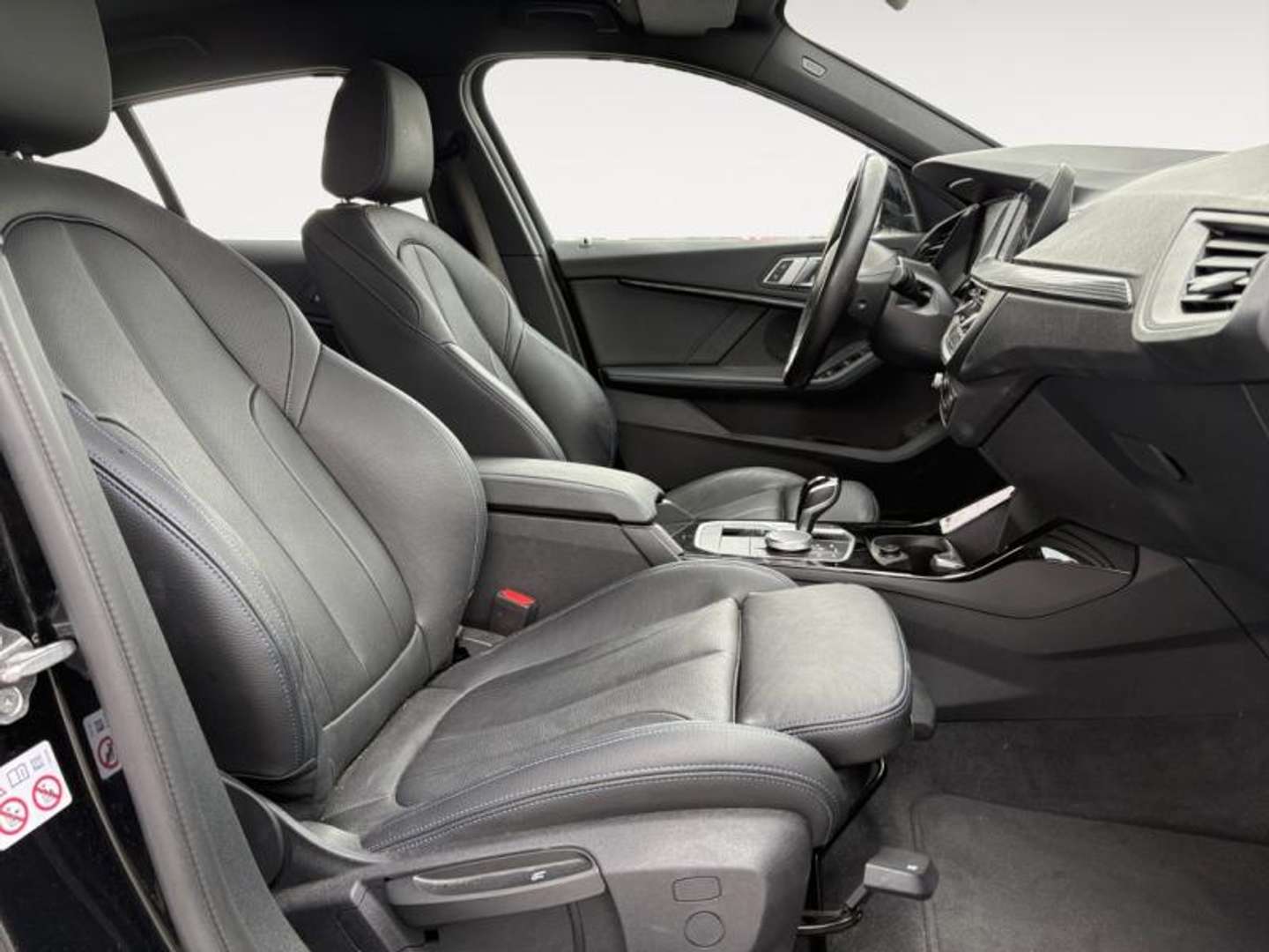 BMW Série 1 118i M-Sport - 2022 - Joinsteer - #15