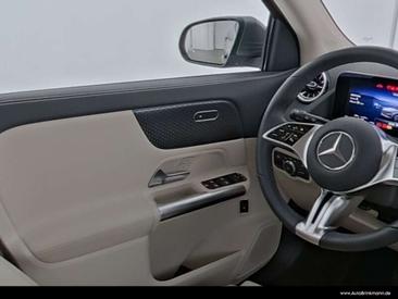 Mercedes EQA 250 Progressive — photo 8
