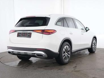Mercedes GLC 220 AVANTGARDE — photo 2