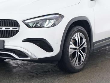 Mercedes GLA 200 Progressive — photo 3