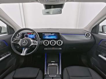 Mercedes GLA 200 Progressive — photo 8