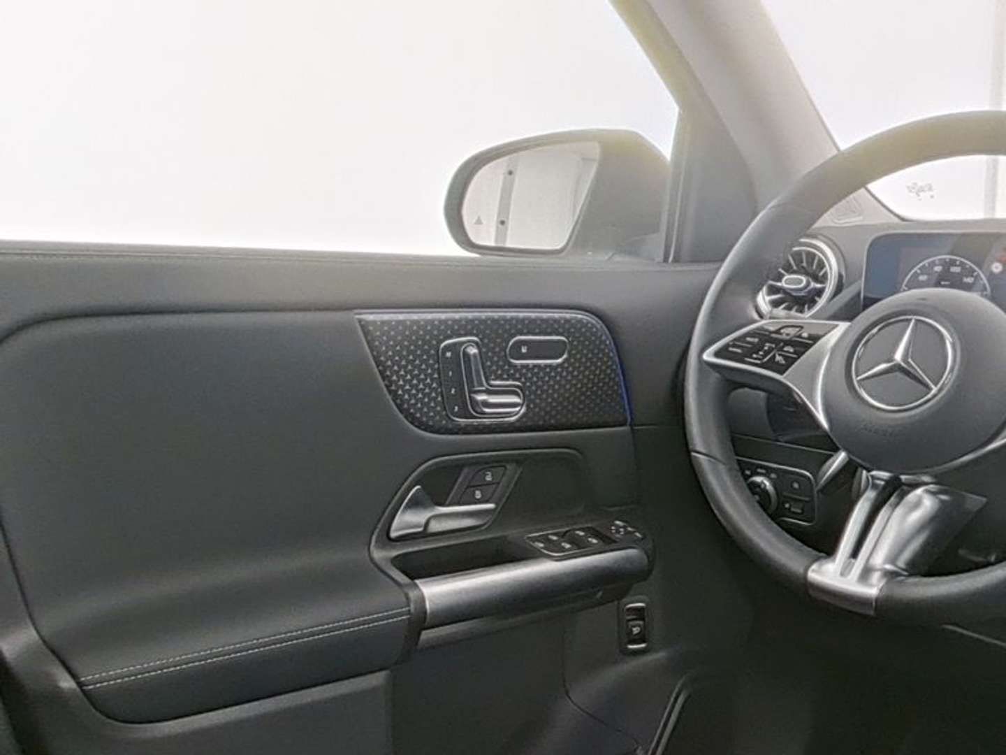 Mercedes GLA 200 Progressive - 2024 - Joinsteer - #3