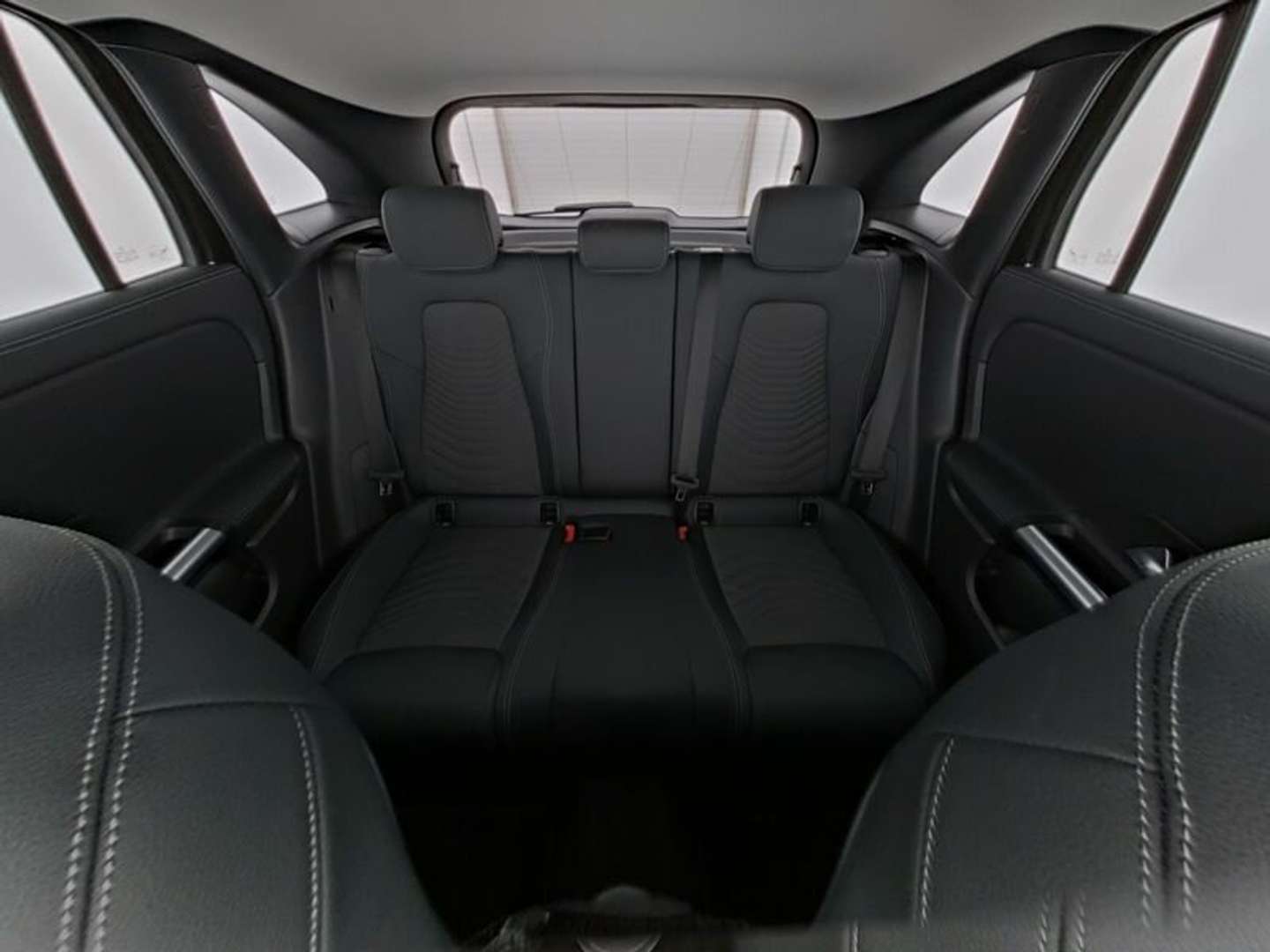 Mercedes GLA 200 200 Night Edition - 2025 - Joinsteer - #8