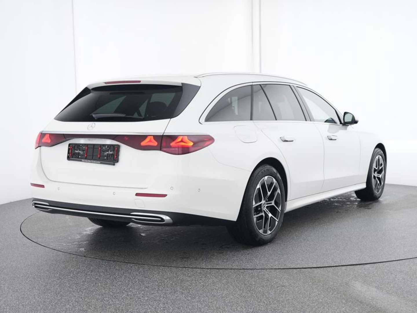 Mercedes Classe E Break 220 Avantgarde - 2025 - Joinsteer - #2