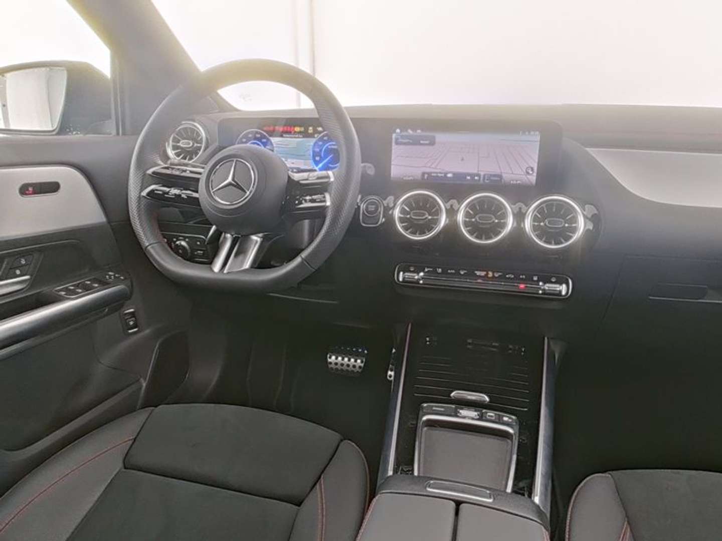 Mercedes EQA 300 Night Edition - 2025 - Joinsteer - #5